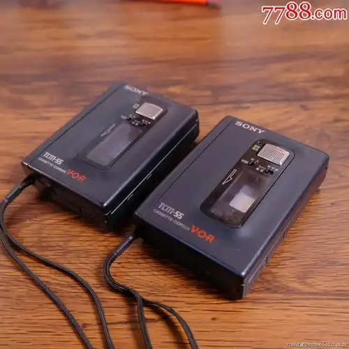 两台合拍索尼tcm-55磁带随身听_价格42元【抽屉君收藏】_第1张