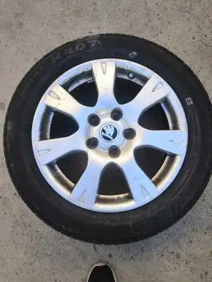 一:选购邓禄普205/55r16汽车轮胎建议