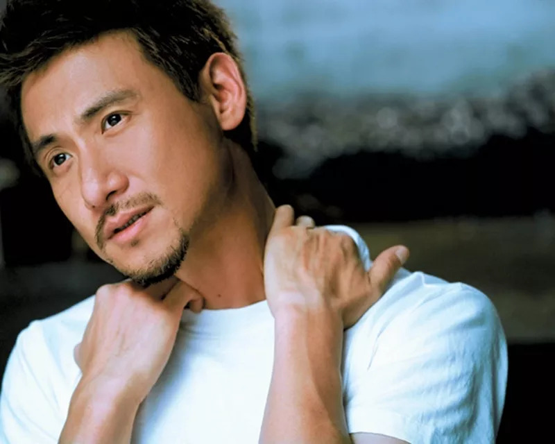 没ps的70,80,90年代,这是香港男人最帅的30年._李连杰